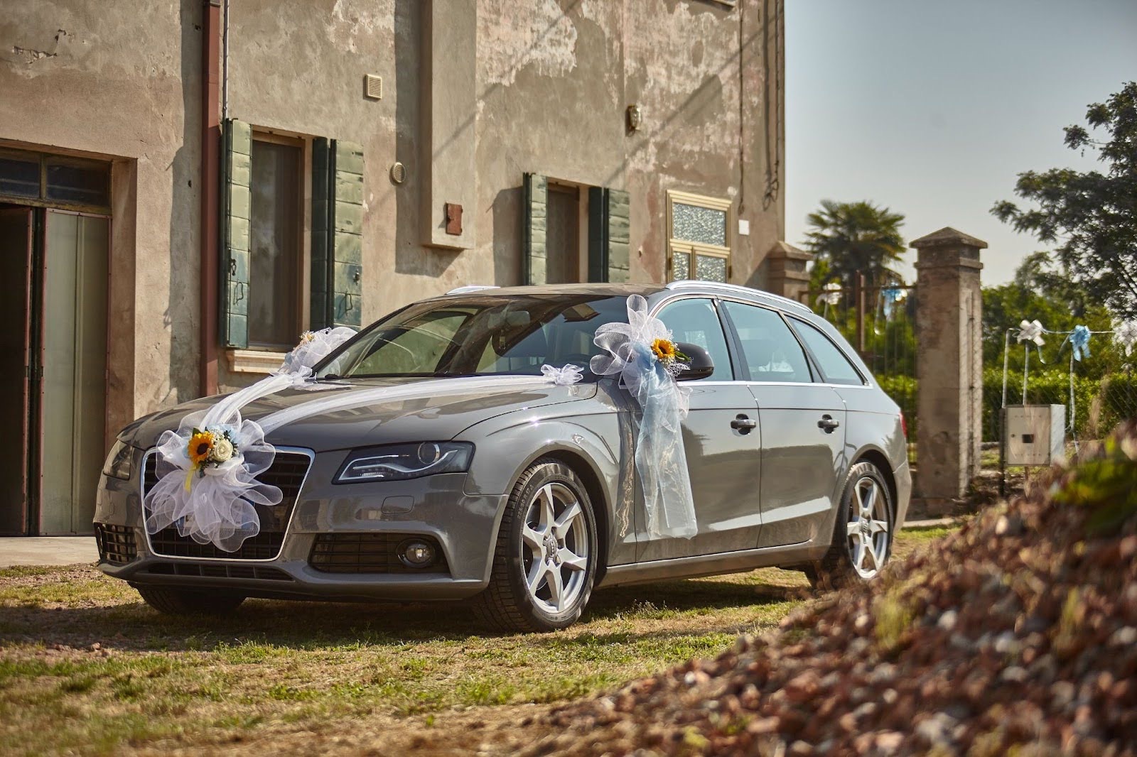 Popular Wedding Cars Mumbai